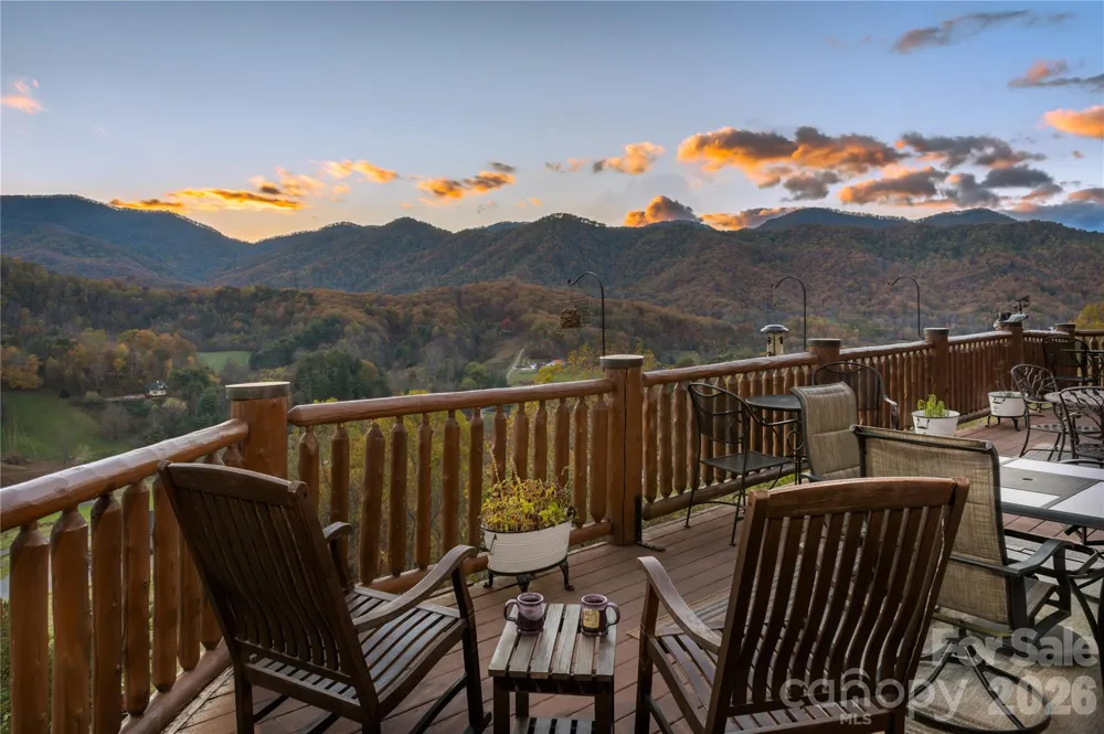 135 Potato Branch Road Leicester, NC 28748