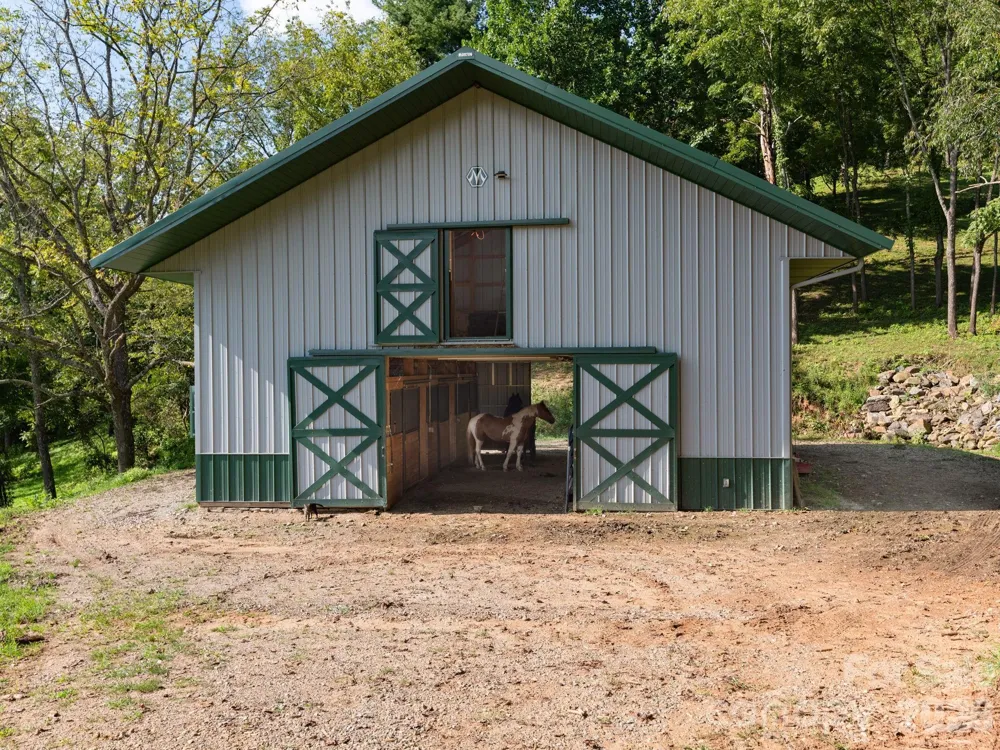 135 Potato Branch Road Leicester, NC 28748