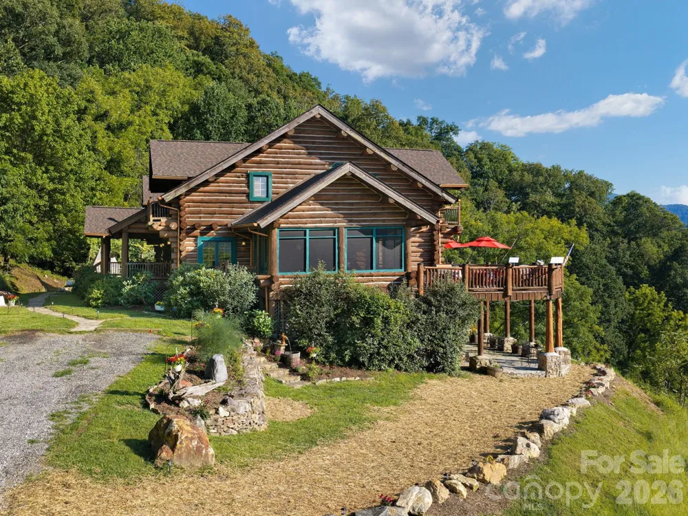 135 Potato Branch Road Leicester, NC 28748