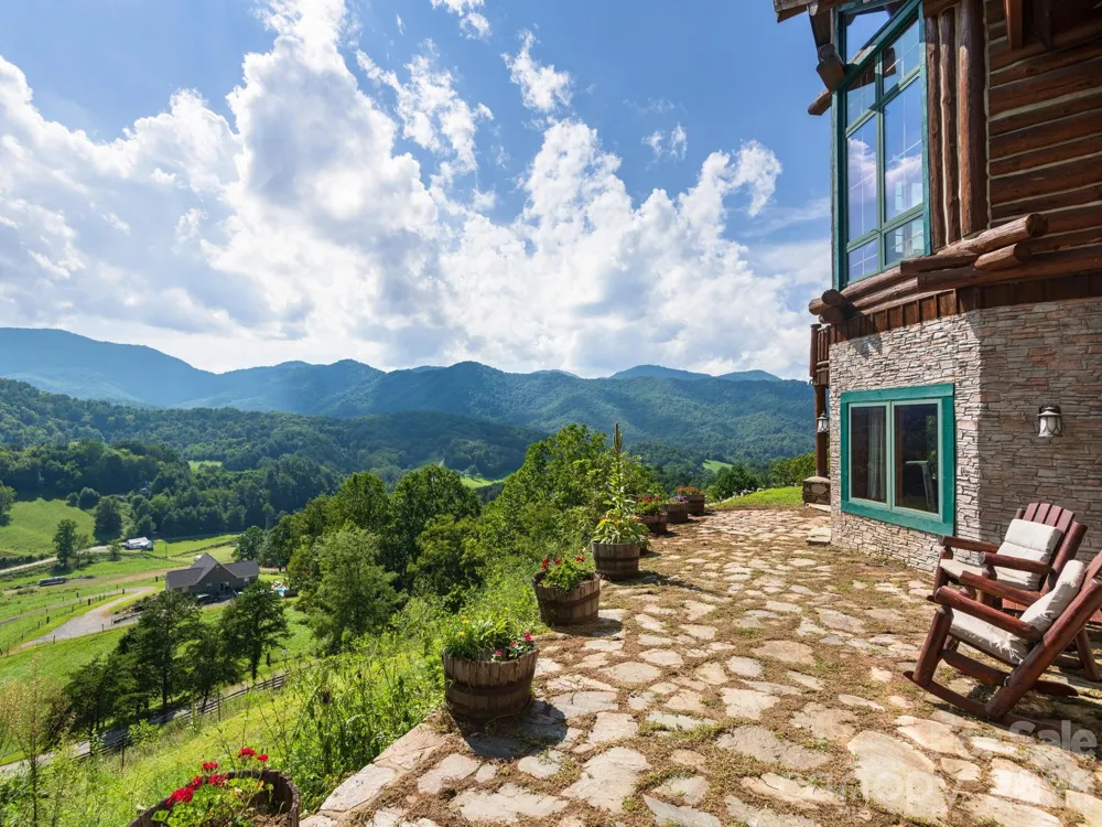 135 Potato Branch Road Leicester, NC 28748