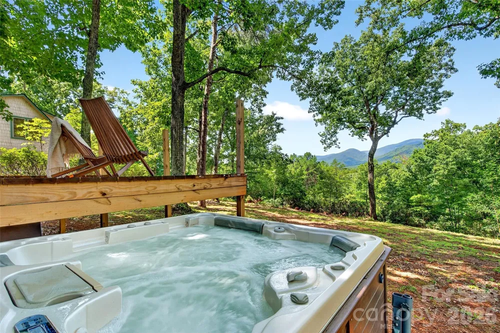 128 Pearson Circle Lake Lure, NC 28746