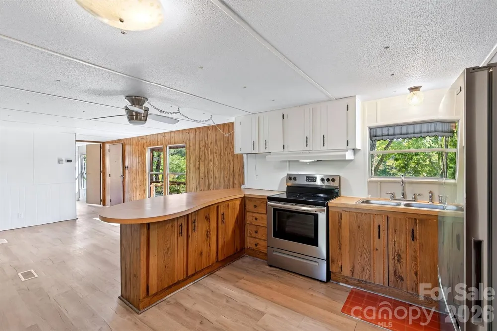 128 Pearson Circle Lake Lure, NC 28746