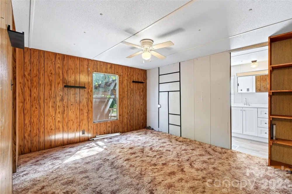 128 Pearson Circle Lake Lure, NC 28746