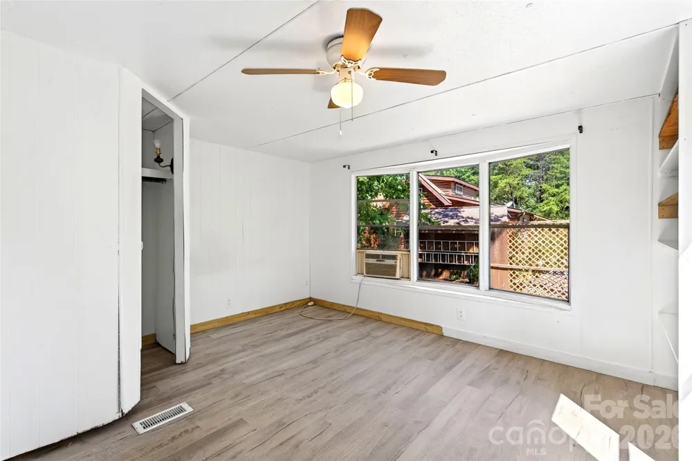128 Pearson Circle Lake Lure, NC 28746