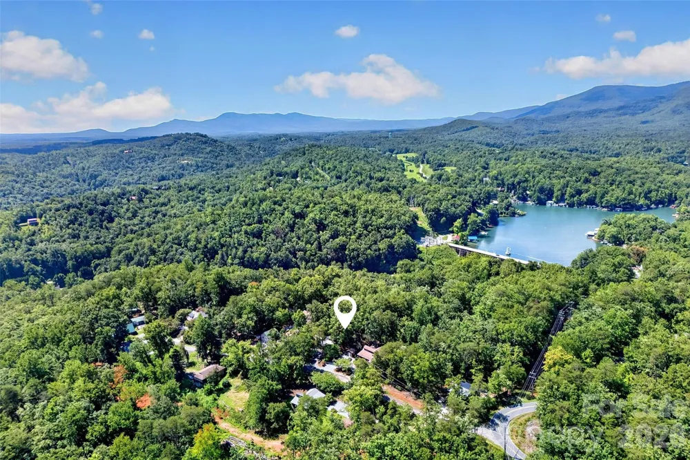128 Pearson Circle Lake Lure, NC 28746