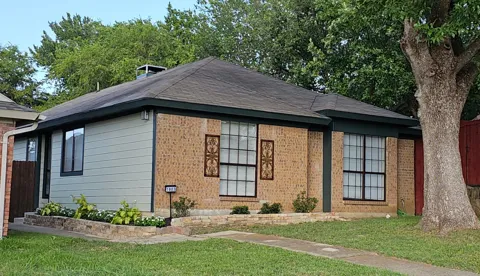 1803 Sherwood Place