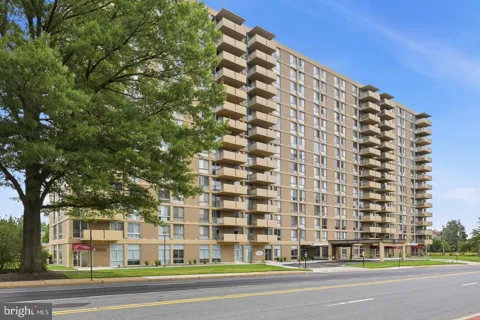 2401 PENNSYLVANIA AVENUE #1015