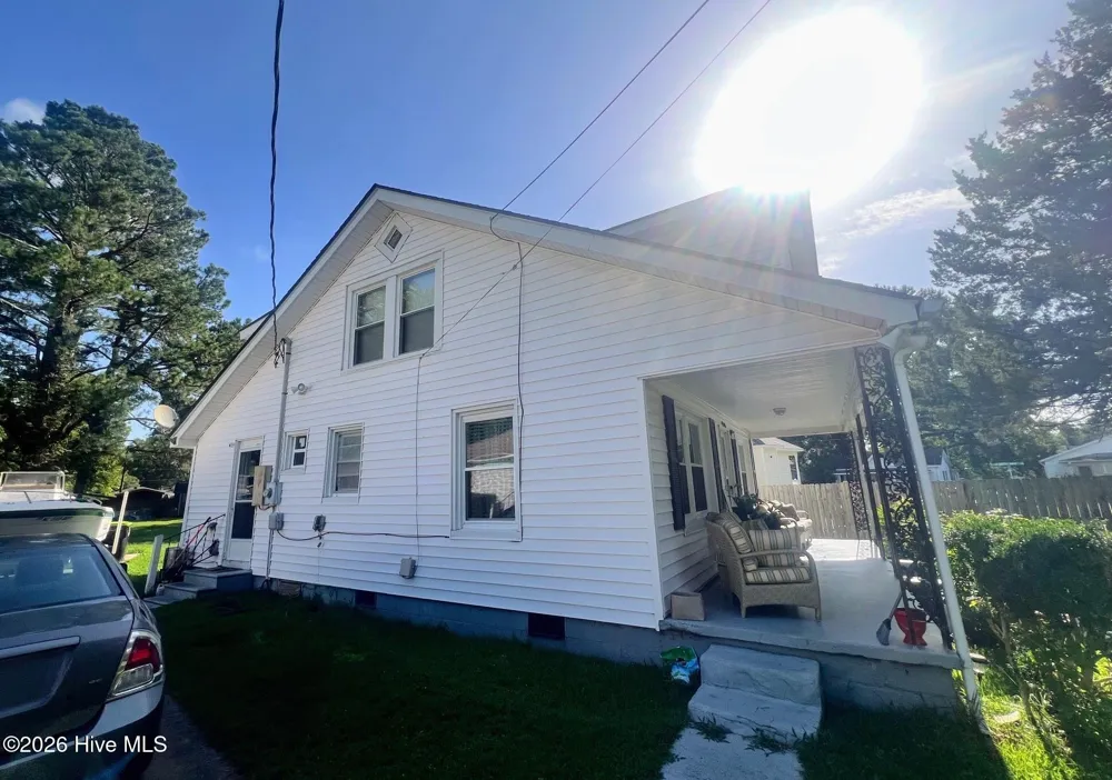 4340 W Perry Street Farmville, NC 27828