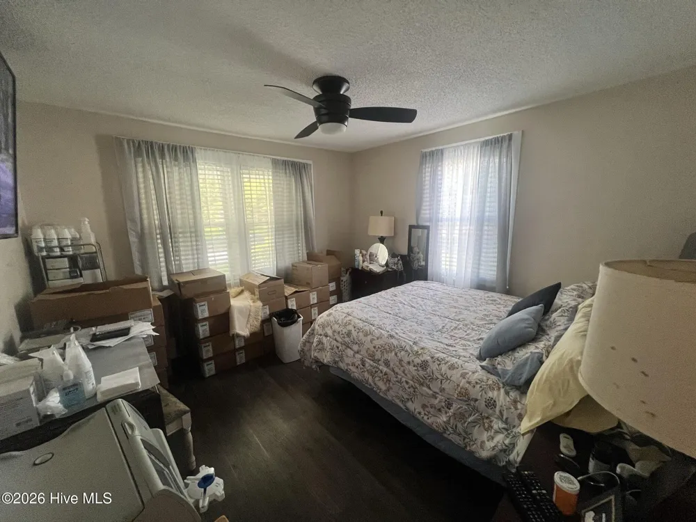4340 W Perry Street Farmville, NC 27828