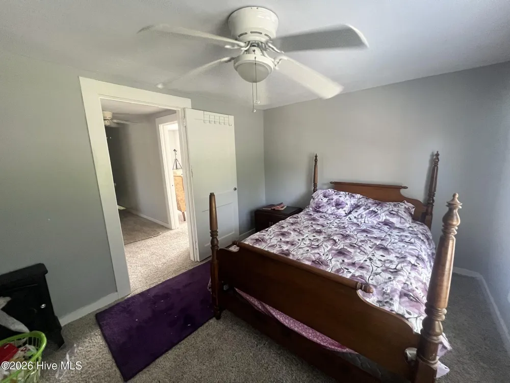 4340 W Perry Street Farmville, NC 27828