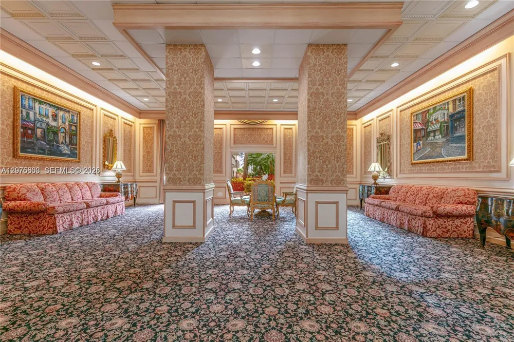 2500 Parkview Dr #2317 Hallandale Beach, FL 33009