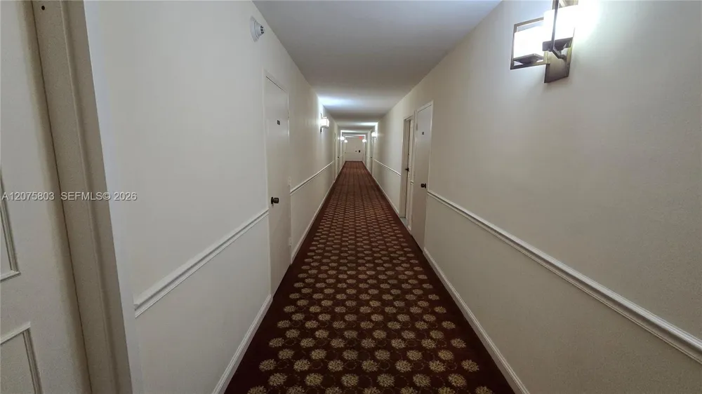 2500 Parkview Dr #2317 Hallandale Beach, FL 33009