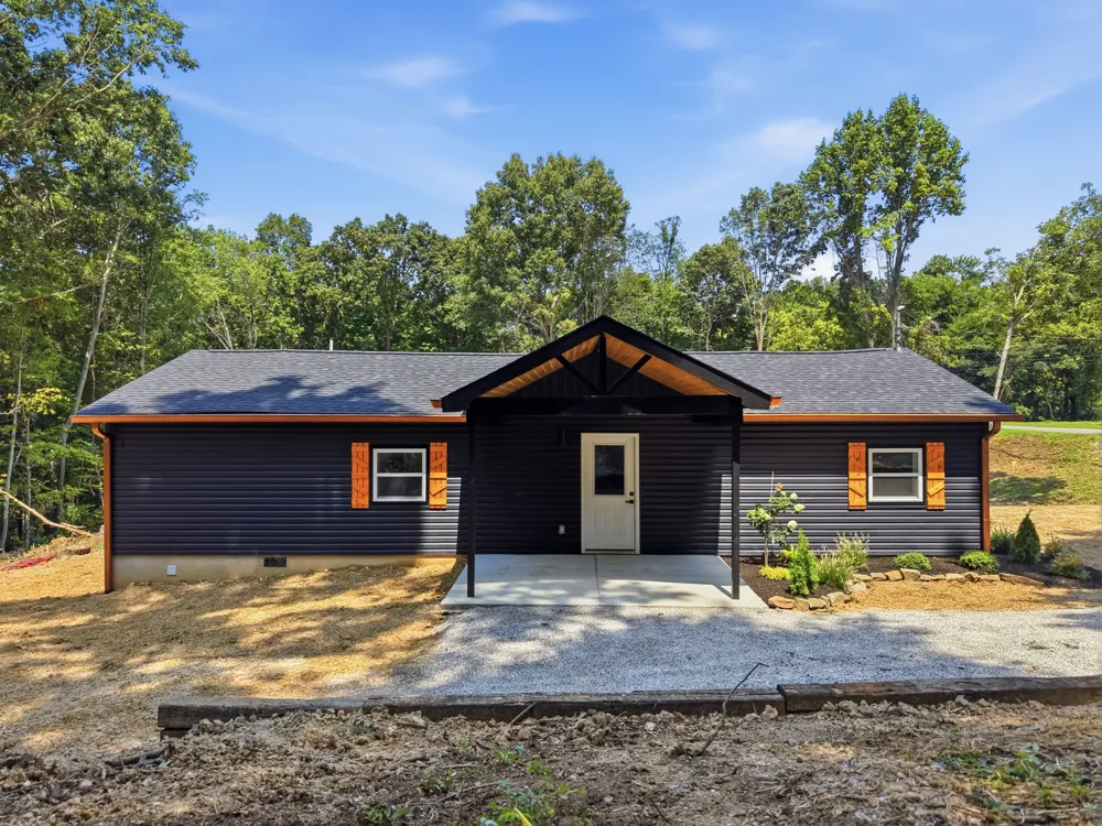 265 Kennedy St McMinnville, TN 37110