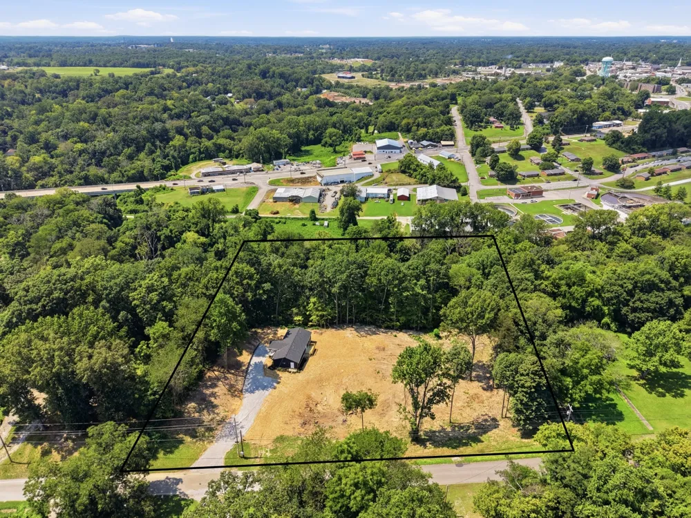 265 Kennedy St McMinnville, TN 37110