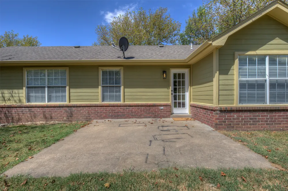 911 14th Street Collinsville, OK 74021