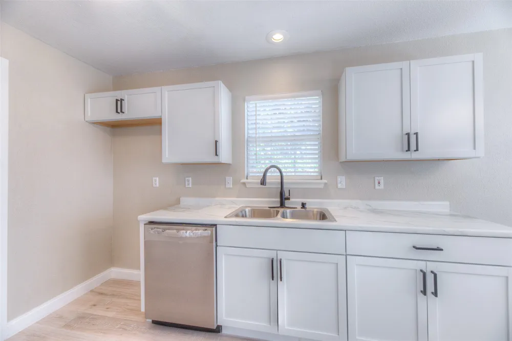 911 14th Street Collinsville, OK 74021