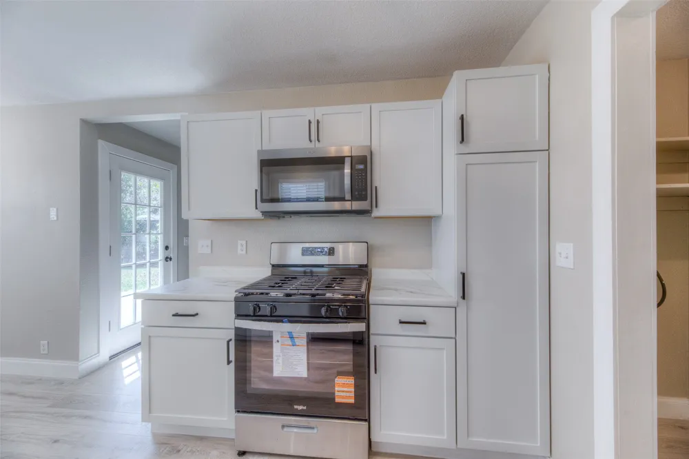 911 14th Street Collinsville, OK 74021