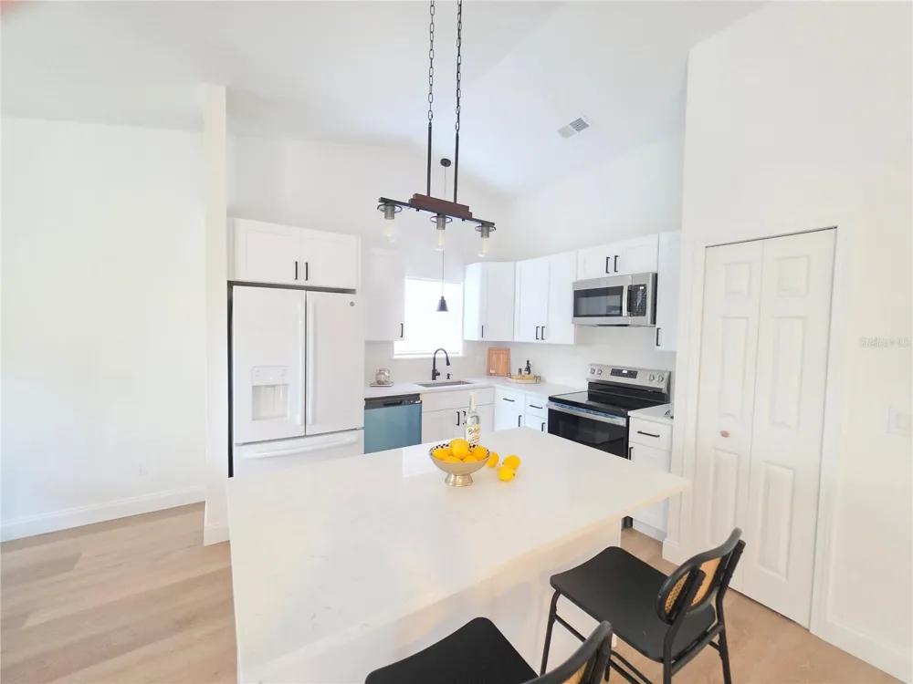 850 ARIES ROAD W Jacksonville, FL 32216