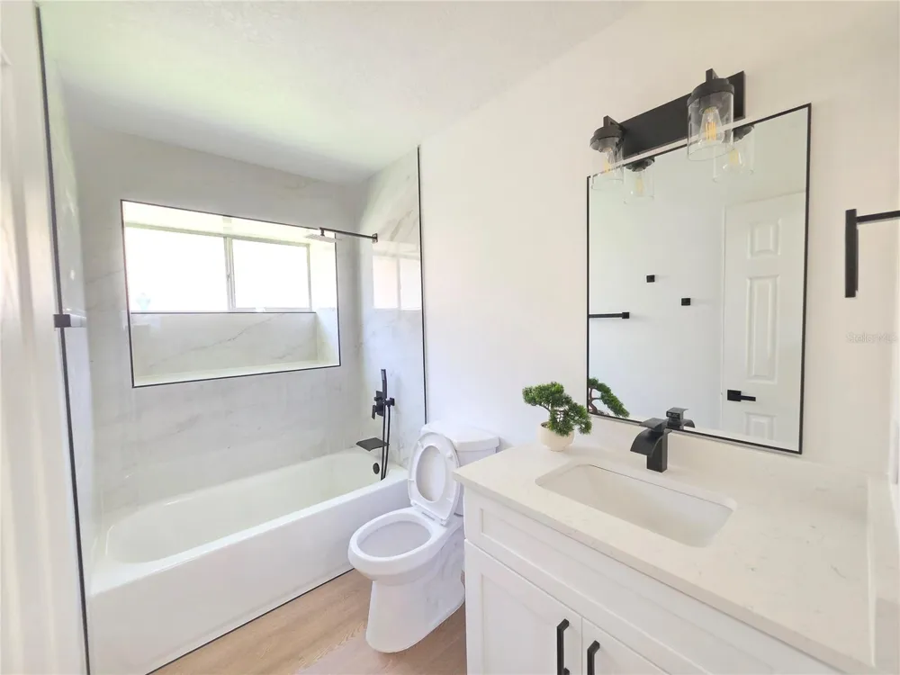 850 ARIES ROAD W Jacksonville, FL 32216
