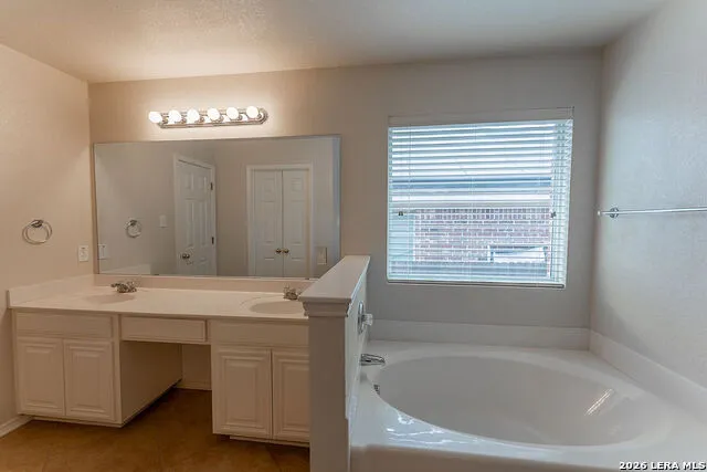 4410 Nugget Peak San Antonio, TX 78259