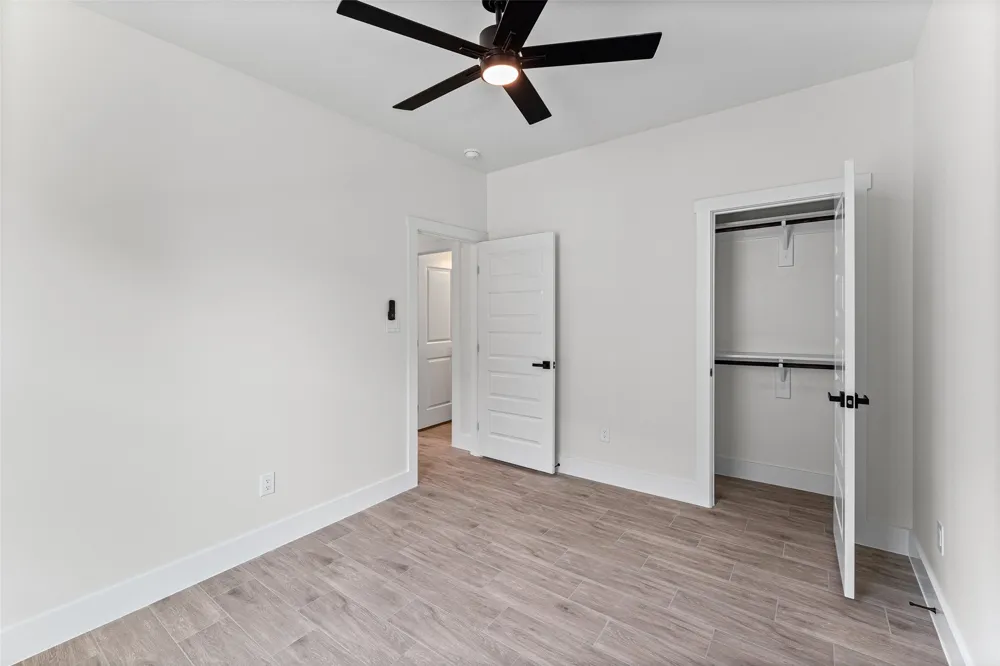 2712 Steepleridge Circle Granbury, TX 76048