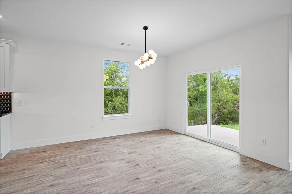 2712 Steepleridge Circle Granbury, TX 76048