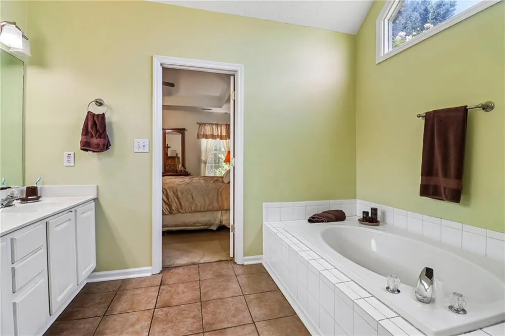 115 Parkside Drive Stockbridge, GA 30281