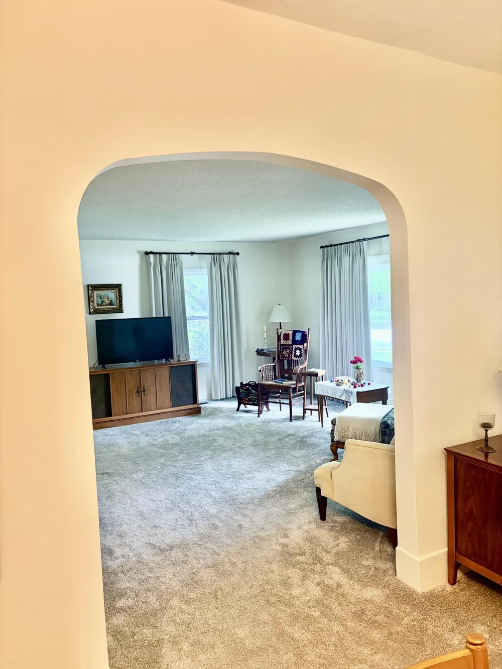 204 Litchfield Street Clinton, MI 49236