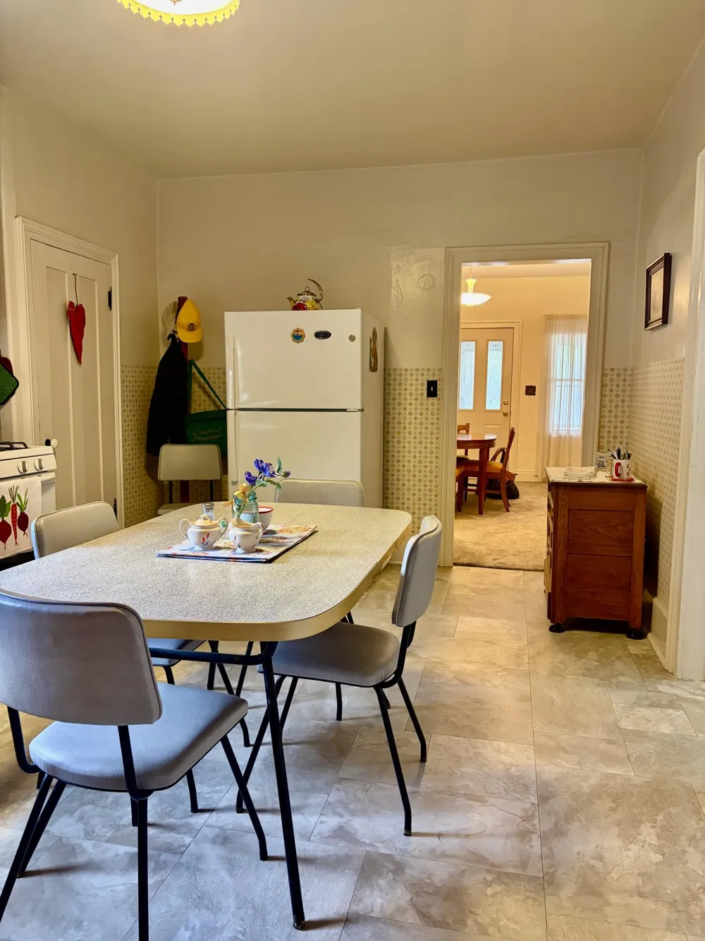 204 Litchfield Street Clinton, MI 49236