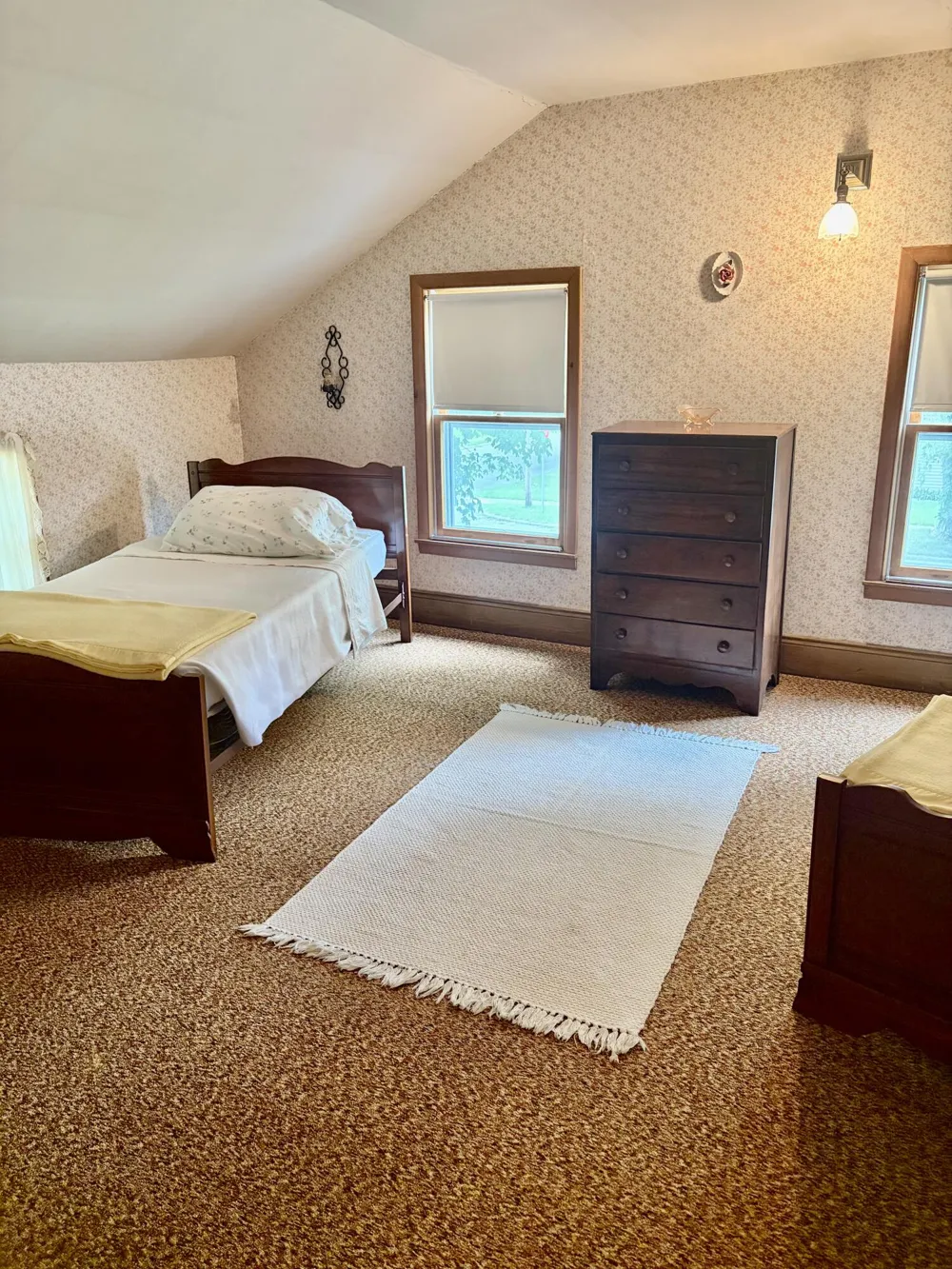 204 Litchfield Street Clinton, MI 49236