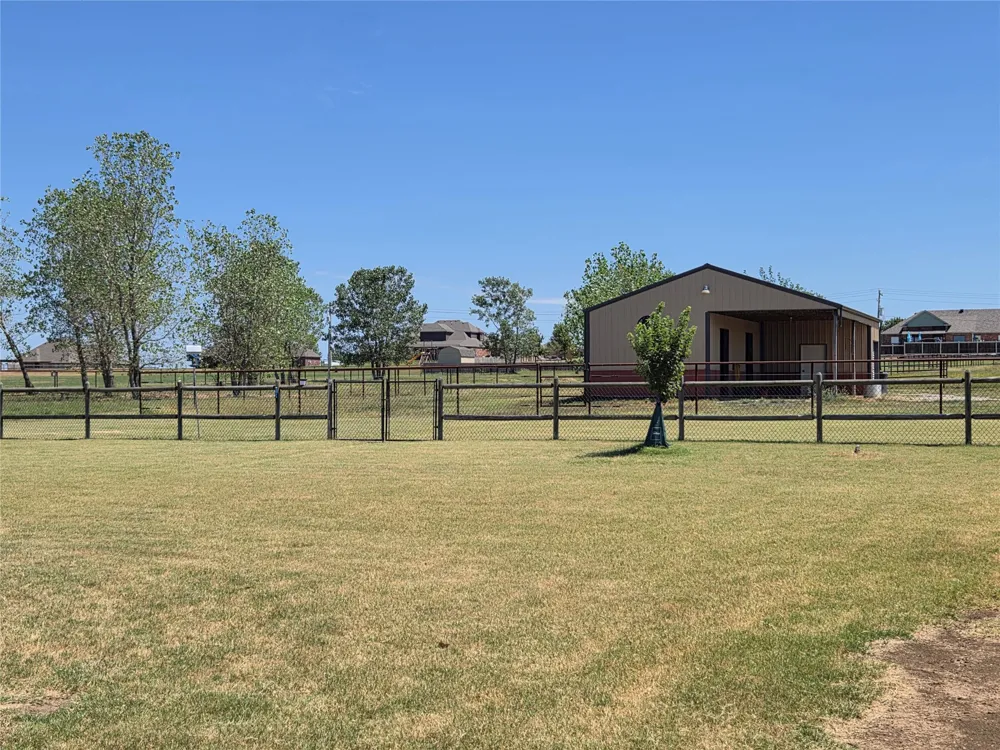 14435 35th Avenue E Skiatook, OK 74070