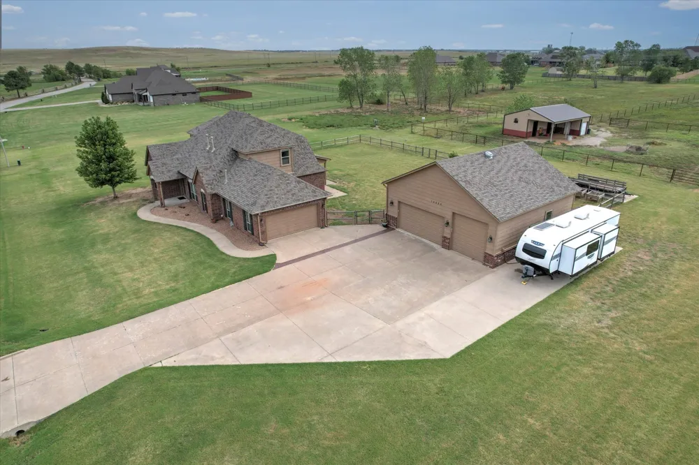14435 35th Avenue E Skiatook, OK 74070