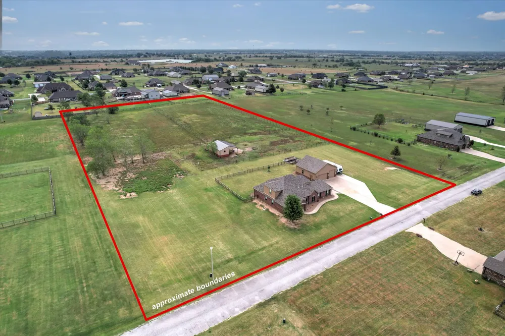 14435 35th Avenue E Skiatook, OK 74070