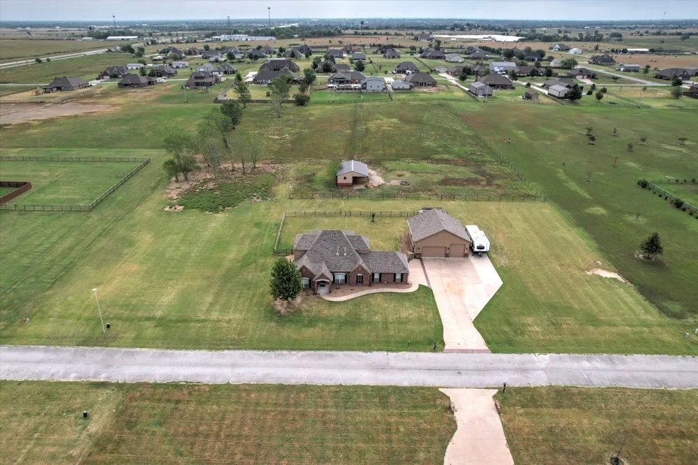 14435 35th Avenue E Skiatook, OK 74070