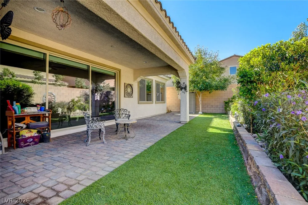 9730 Ponderosa Skye Court Las Vegas, NV 89166