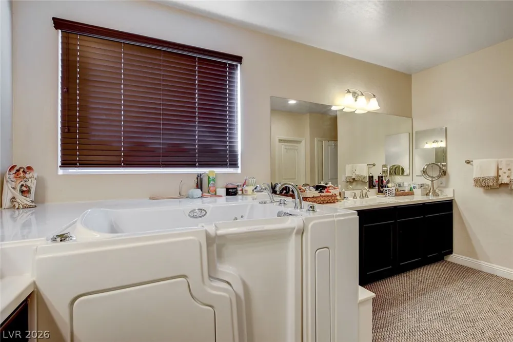 9730 Ponderosa Skye Court Las Vegas, NV 89166