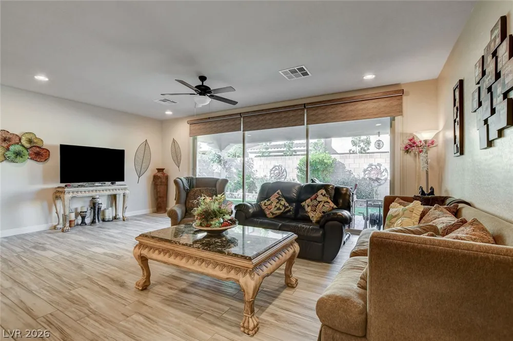 9730 Ponderosa Skye Court Las Vegas, NV 89166