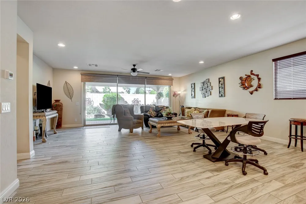 9730 Ponderosa Skye Court Las Vegas, NV 89166