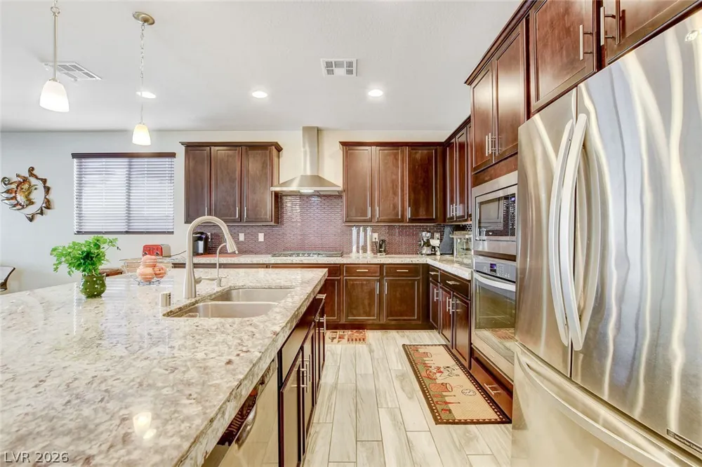 9730 Ponderosa Skye Court Las Vegas, NV 89166