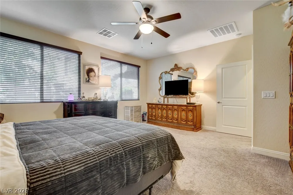 9730 Ponderosa Skye Court Las Vegas, NV 89166