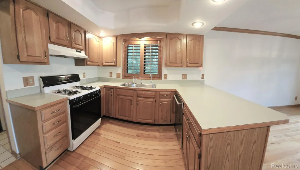 448 Fairwood Road Putnam Township, MI 48169