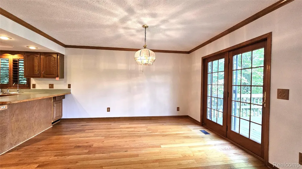 448 Fairwood Road Putnam Township, MI 48169