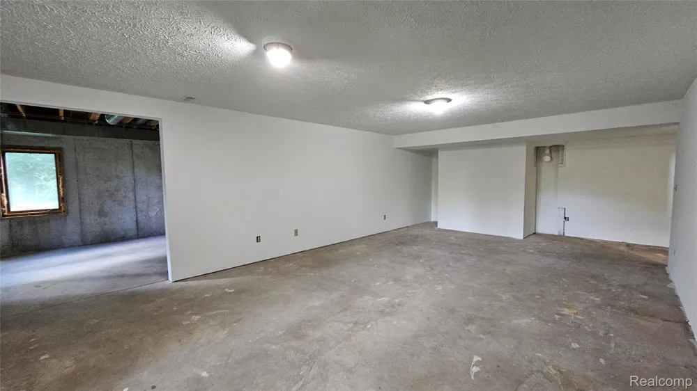 448 Fairwood Road Putnam Township, MI 48169
