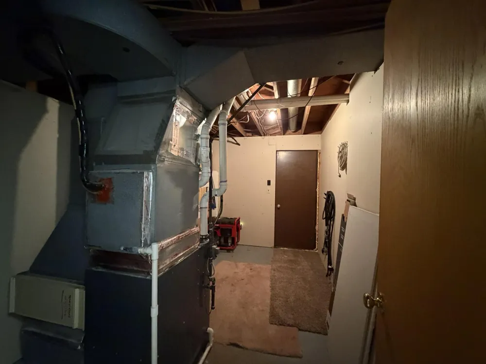 9051 Algoma Avenue NE Algoma Township, MI 49341