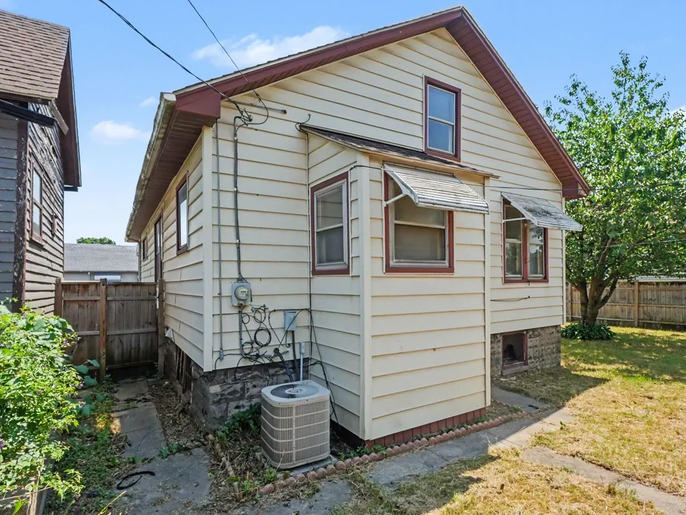 314 Burke Street River Rouge City, MI 48218