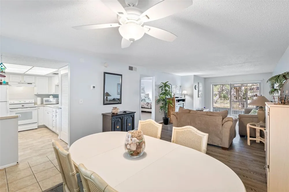 870 VIRGINIA STREET #104 Dunedin, FL 34698