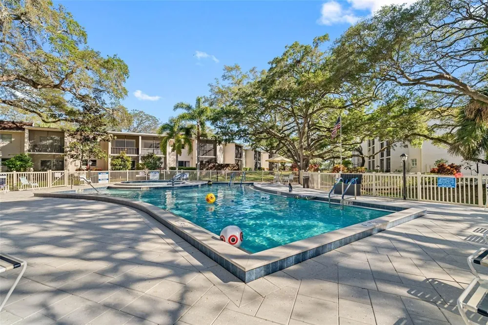 870 VIRGINIA STREET #104 Dunedin, FL 34698