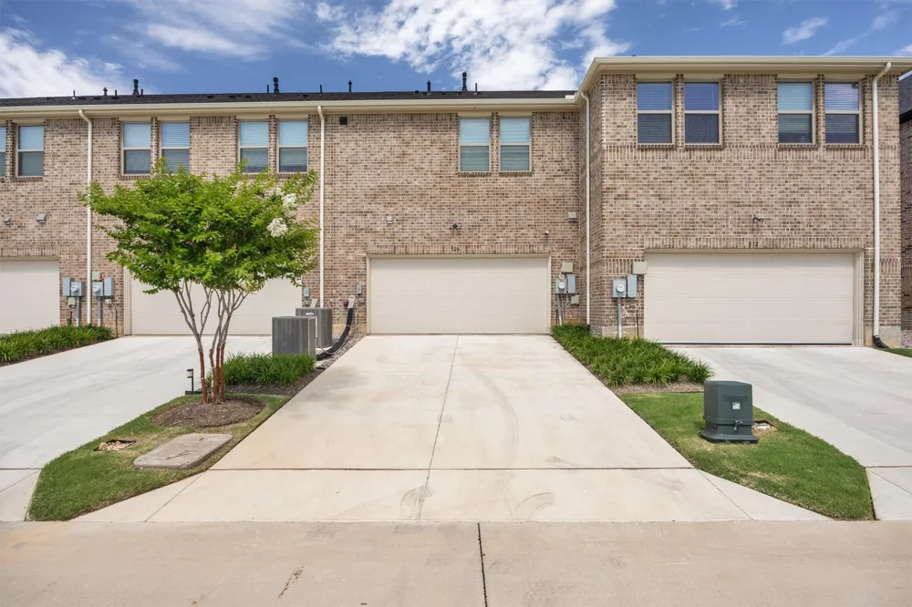 528 4th Street Argyle, TX 76226