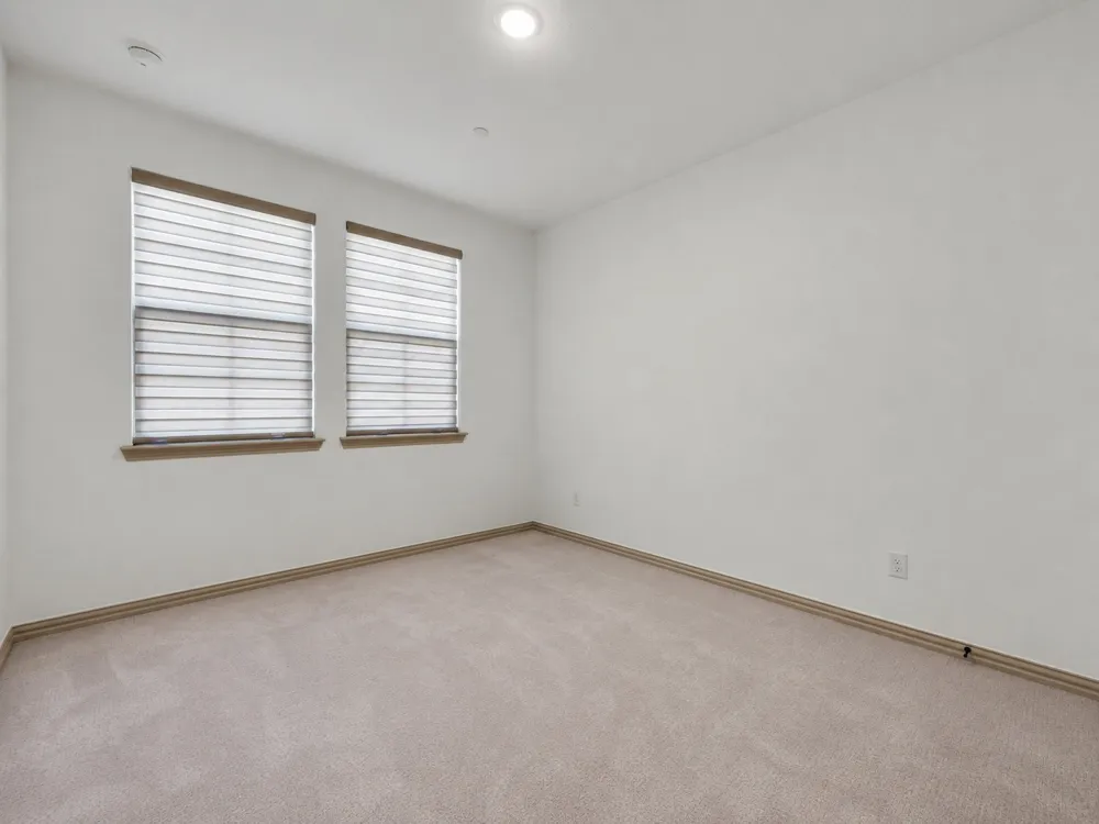 528 4th Street Argyle, TX 76226