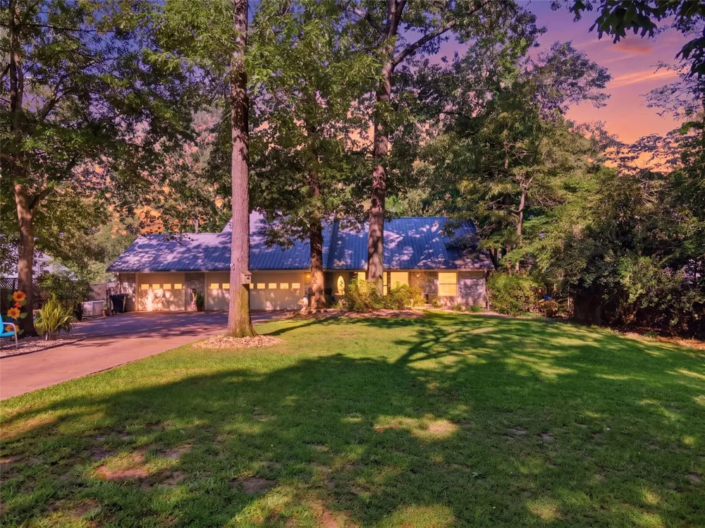 190 County Road 2452 Leesburg, TX 75451